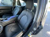 2021 Toyota Camry photo 5