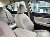 2020 Nissan Altima photo 12