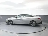 2024 Hyundai Elantra photo 10