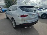 2022 Buick Enclave photo 12