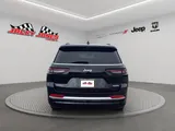 2027 Jeep Grand Cherokee L photo 8