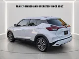 2022 Nissan Kicks photo 6