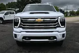 2026 Chevrolet Silverado 3500HD photo 9