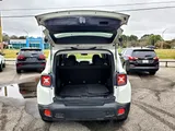 2018 Jeep Renegade photo 6
