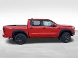 2027 Nissan Frontier photo 8