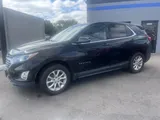 2018 Chevrolet Equinox photo 2