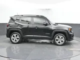 2023 Jeep Renegade photo 4