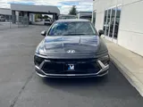 2025 Hyundai Sonata photo 2