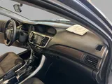 2017 Honda Accord Sedan photo 21