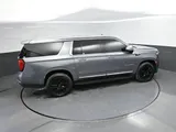 2022 GMC Yukon XL photo 33