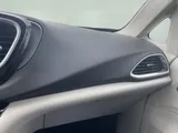 2024 Chrysler Pacifica photo 36