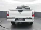 2022 Nissan Titan photo 35