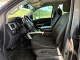 2017 Nissan Titan XD photo 22
