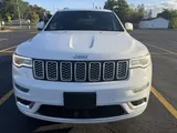 2020 Jeep Grand Cherokee photo 2