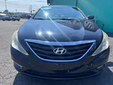 2013 Hyundai Sonata photo 3