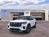2026 Ford Explorer photo 2
