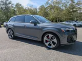 2026 Audi Q7 photo 1