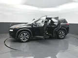 2022 Nissan Rogue photo 40