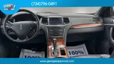 2014 Lincoln MKS photo 19