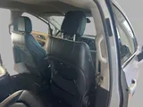 2024 Chrysler Pacifica photo 19