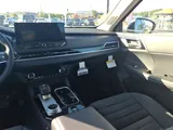 2026 Mitsubishi Outlander photo 8