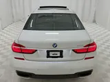 2017 BMW 7 Series photo 7