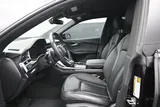 2019 Audi Q8 photo 6