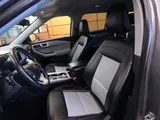 2022 Ford Explorer photo 10