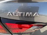 2024 Nissan Altima photo 7
