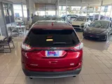 2017 Ford Edge photo 12
