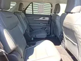 2025 Ford Explorer photo 34