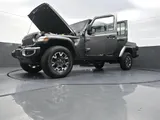 2026 Jeep Gladiator photo 30