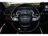 2023 Toyota Highlander photo 23