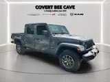 2026 Jeep Gladiator photo 1