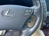 2009 Lexus LS 460 photo 27