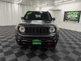 2018 Jeep Renegade photo 2