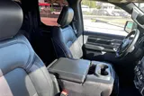 2021 Ram 1500 photo 7
