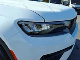 2027 Jeep Grand Cherokee L photo 3