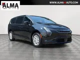 2027 Chrysler Pacifica photo 1