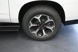 2026 GMC Yukon XL photo 13