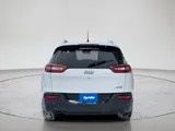 2018 Jeep Cherokee photo 5
