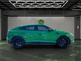 2024 Lamborghini Urus photo 6
