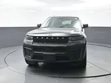 2027 Jeep Grand Cherokee photo 4