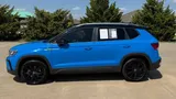 2023 Volkswagen Taos photo 3