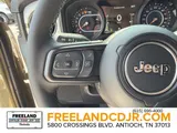 2026 Jeep Gladiator photo 23
