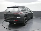 2026 Jeep Grand Cherokee photo 8