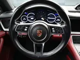 2020 Porsche Panamera photo 18