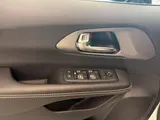 2027 Chrysler Pacifica photo 14