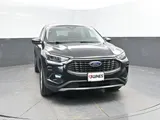 2024 Ford Escape photo 2