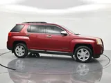 2011 GMC Terrain photo 4